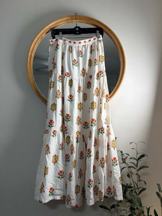 Two-Piece Set - Picture 7 of 8